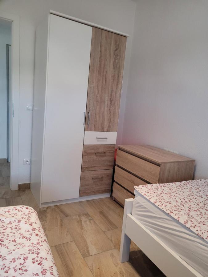 Appartement Baraba Maslenica Buitenkant foto